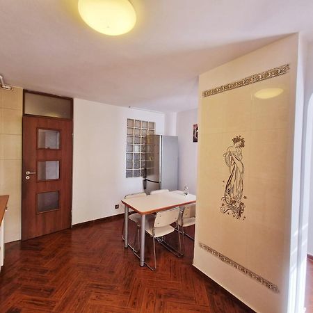 Stephanie Apartment-Centru Civic Брашов Екстер'єр фото
